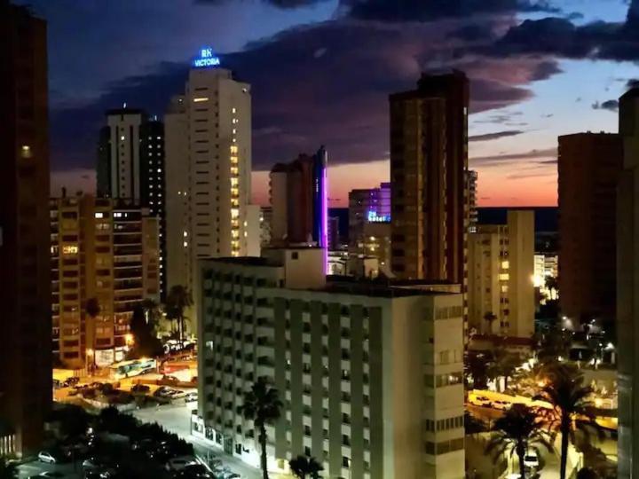 Sol Y Luz Apartamento Levante Centro Benidorm Bagian luar foto
