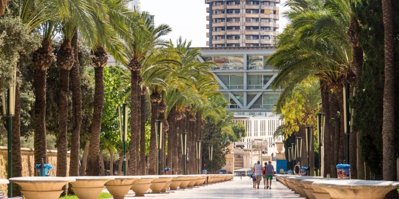 Sol Y Luz Apartamento Levante Centro Benidorm Bagian luar foto